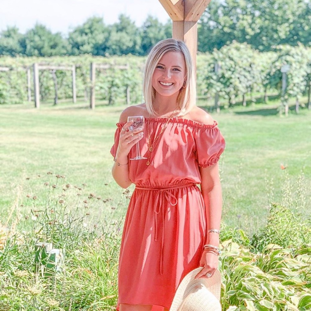 Meet your Posher, Valerie